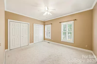 200 Teaberry Lane, Hendersonville, NC 28739 - Photo 18