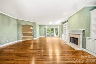 200 Teaberry Ln, Hendersonville, NC 28739 - Photo 6