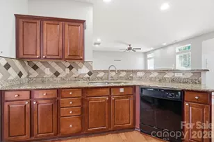 6000 Boathouse Ln, Cramerton, NC 28032 - Photo 12