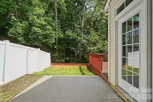 6000 Boathouse Ln, Cramerton, NC 28032 - Photo 34