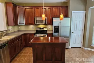 12955 Bullock Greenway Blvd, Charlotte, NC 28277 - Photo 8
