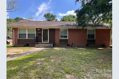 5618 Snow White Lane, Charlotte, NC 28213 - Photo 1