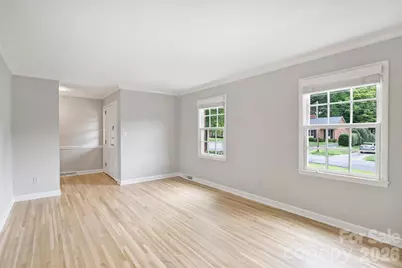 4307 Glenfall Avenue, Charlotte, NC 28210 - Photo 6