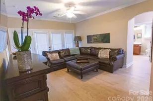 40 Hyannis Dr, Asheville, NC 28804 - Photo 4