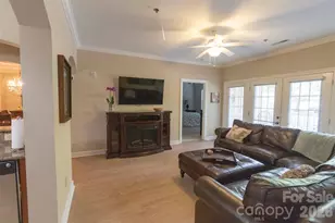 40 Hyannis Dr, Asheville, NC 28804 - Photo 28