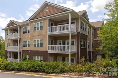 40 Hyannis Drive, Asheville, NC 28804 - Photo 2
