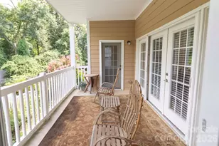 40 Hyannis Dr, Asheville, NC 28804 - Photo 18