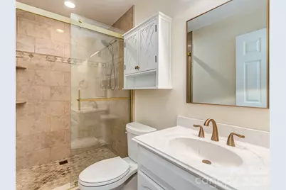 13050 Planters Row Drive, Charlotte, NC 28278 - Photo 14