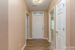 13050 Planters Row Dr, Charlotte, NC 28278 - Photo 4