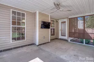 13050 Planters Row Dr, Charlotte, NC 28278 - Photo 24