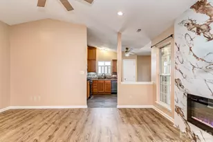 13050 Planters Row Dr, Charlotte, NC 28278 - Photo 8