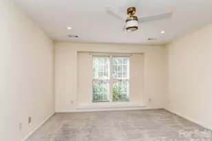 13050 Planters Row Dr, Charlotte, NC 28278 - Photo 12