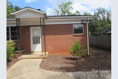 283 15th Street SE, Hickory, NC 28602 - Photo 1