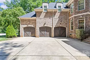 3030 Ashford Glen Dr, Matthews, NC 28104 - Photo 4