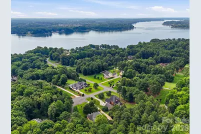 3009 Mason Court, Lake Wylie, SC 29710 - Photo 4