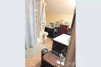 511 Lower Creek Drive NE, Lenoir, NC 28645 - Photo 20
