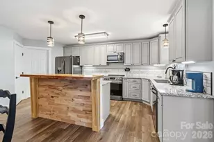 34 Aster Rdg Dr, Waynesville, NC 28786 - Photo 16