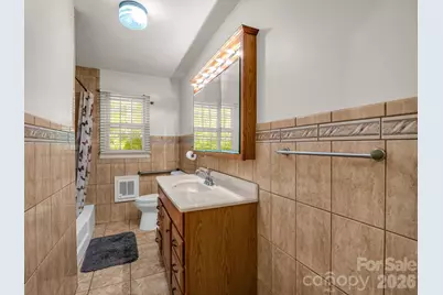 926 Toxaway Court, Hendersonville, NC 28791 - Photo 10