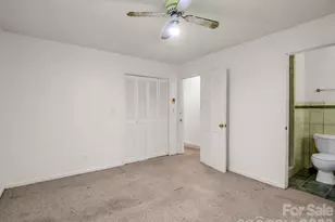 926 Toxaway Ct, Hendersonville, NC 28791 - Photo 16