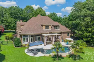 215 Blue River Rd, Lake Wylie, SC 29710 - Photo 4