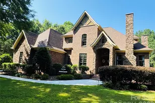 215 Blue River Rd, Lake Wylie, SC 29710 - Photo 4