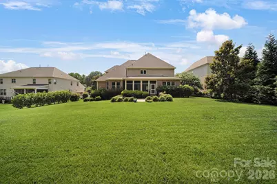 105 Highclere Drive, Waxhaw, NC 28173 - Photo 2