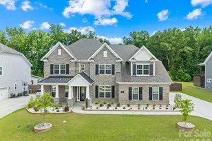 809 Brown Creek Dr, Matthews, NC 28104 - Photo 2