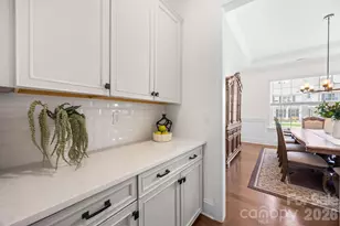 809 Brown Creek Dr, Matthews, NC 28104 - Photo 16