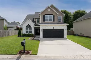 89 Woodfern Rd, Fletcher, NC 28732 - Photo 2