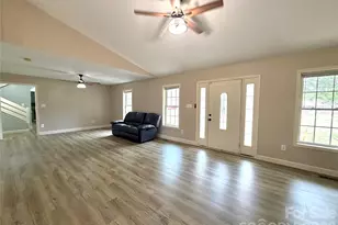 1027 Tabor Rd, Olin, NC 28660 - Photo 8
