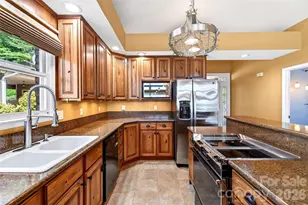831 Lake Club Dr, Nebo, NC 28761 - Photo 16