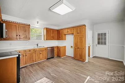 304 Julia Drive, Lincolnton, NC 28092 - Photo 10