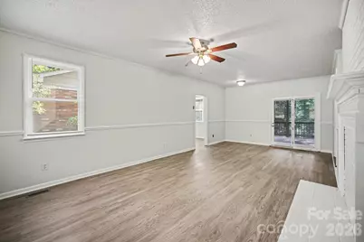 304 Julia Drive, Lincolnton, NC 28092 - Photo 4