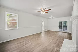 304 Julia Dr, Lincolnton, NC 28092 - Photo 4