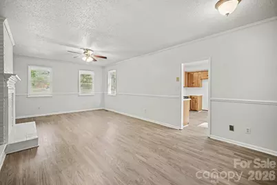 304 Julia Drive, Lincolnton, NC 28092 - Photo 8