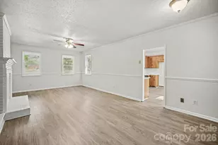 304 Julia Dr, Lincolnton, NC 28092 - Photo 8