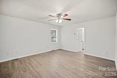 304 Julia Drive, Lincolnton, NC 28092 - Photo 16