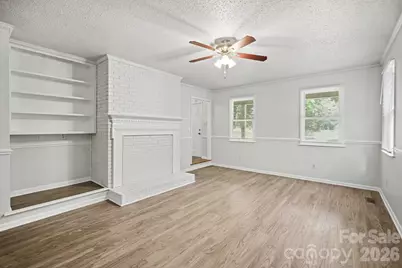 304 Julia Drive, Lincolnton, NC 28092 - Photo 6