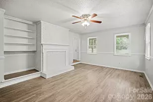 304 Julia Dr, Lincolnton, NC 28092 - Photo 6