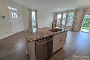 634 Cypress Glen Ln, Lake Wylie, SC 29710 - Photo 4