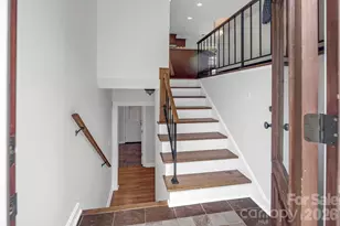 7318 Easen Ct, Charlotte, NC 28211 - Photo 2