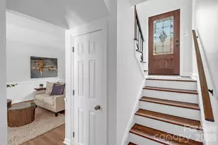 7318 Easen Ct, Charlotte, NC 28211 - Photo 4