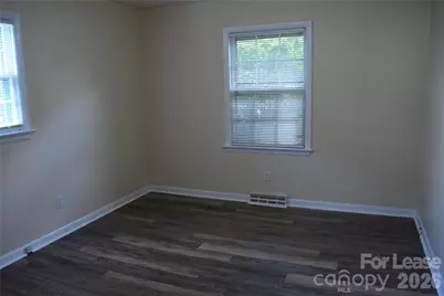 515 Kerr Street, Statesville, NC 28677 - Photo 16