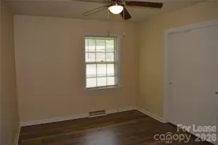 515 Kerr St, Statesville, NC 28677 - Photo 18