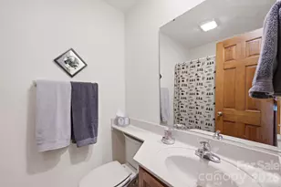 198 Hickory Hill Cir, Spruce Pine, NC 28777 - Photo 18