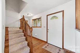 198 Hickory Hill Cir, Spruce Pine, NC 28777 - Photo 2