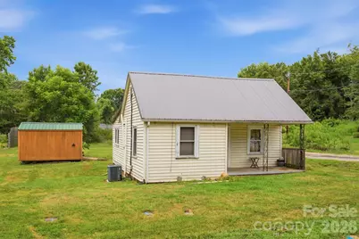 43 N Highland Avenue, Granite Falls, NC 28630 - Photo 1