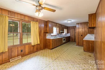 2209 Woodhurst Lane, Albemarle, NC 28001 - Photo 12