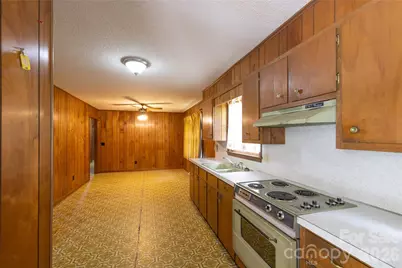 2209 Woodhurst Lane, Albemarle, NC 28001 - Photo 10
