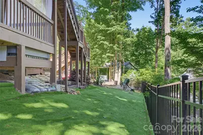 325 Hedgewood Drive, Tuckasegee, NC 28783 - Photo 38